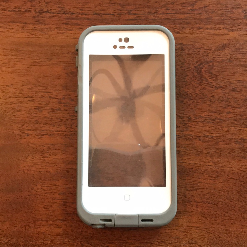 Lifeproof Frē iPhone 5C Case